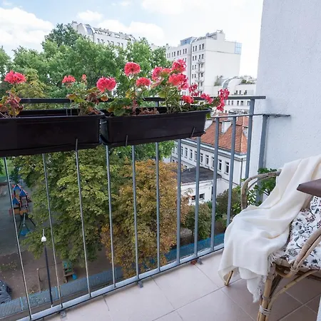 P&o Service Belwederska Apartment